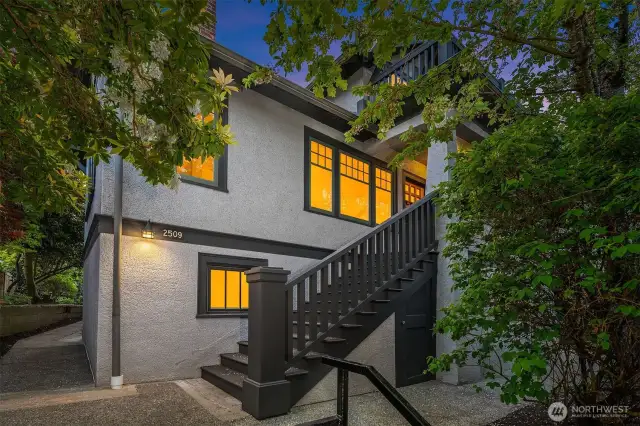 Entry stairs to front porch