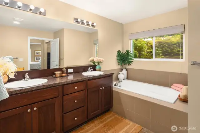 Five piece bathroom suite off the ground floor primary bedroom.