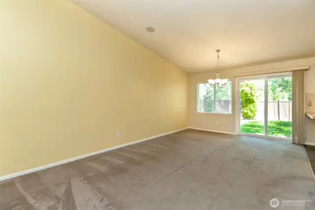 livingroom & dining area