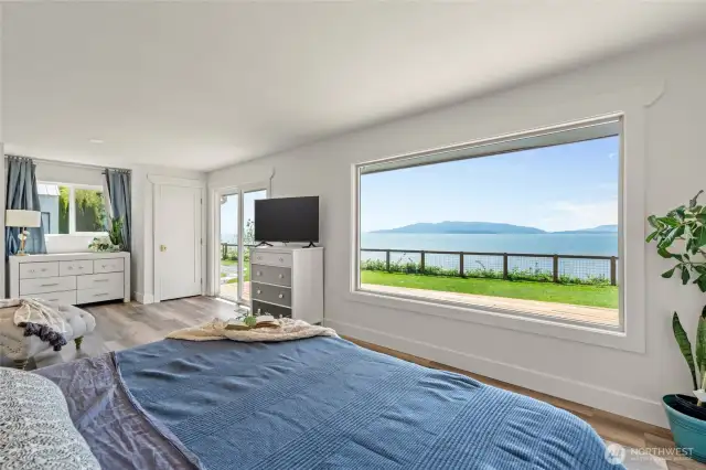 Primary bedroom built for views