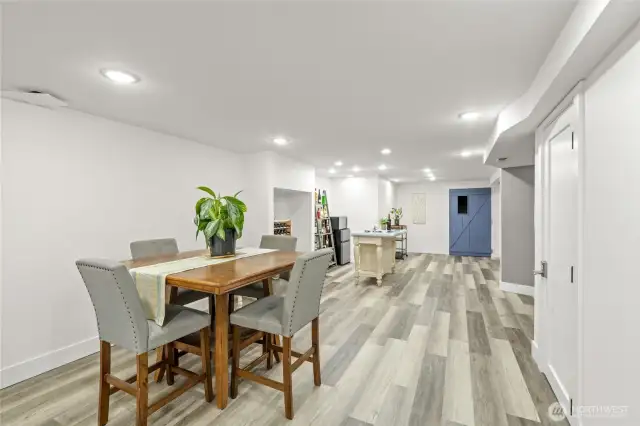 1600 sq ft basement