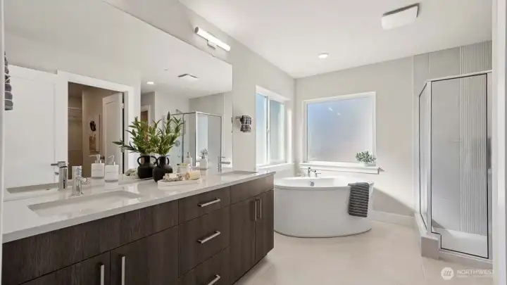 Photos are for representation only.  Features, colors, and selections may differ from photograph. See site agent for details.