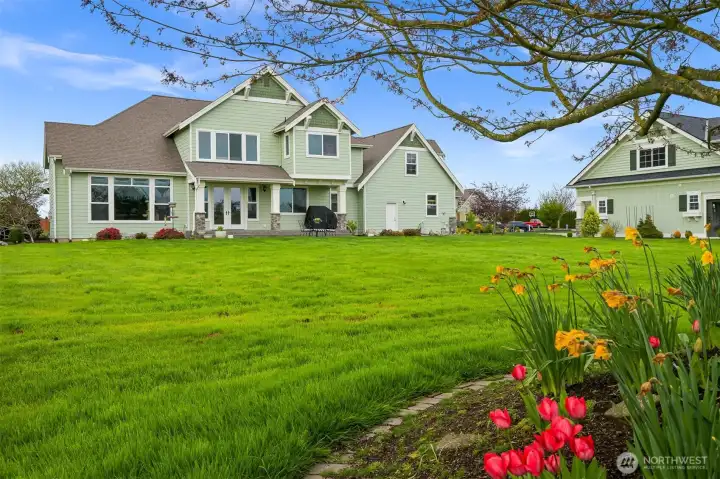 Back patio, perfect for entertaining