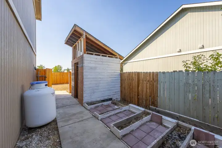 Garden beds and outbuilidng