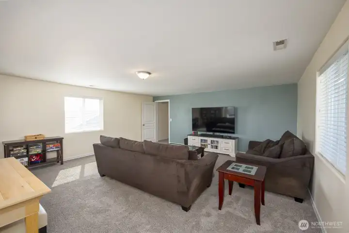 Massive upstairs bedroom or bonus room.  Guest bedroom 1