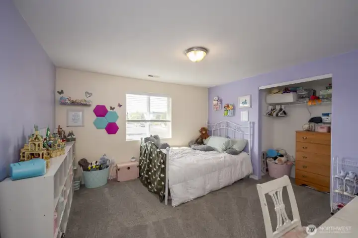 Guest bedroom 2