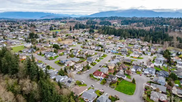 Ideally situated in the heart of Mount Vernon for both convenience and lifestyle. Located near Little Mountain, offering access to trails and outdoor recreation.