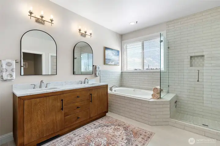 Serene Primary Ensuite - so well done!