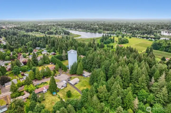 Surrounded by Mature Trees and Exceptional Privacy Surrounded by Mature Trees and Exceptional Privacy