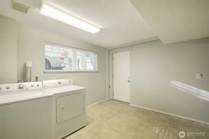 Laundry Laundry