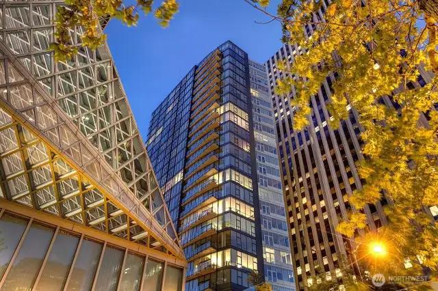 steel and concrete boutique community 126 residence, only 6 homes per floor