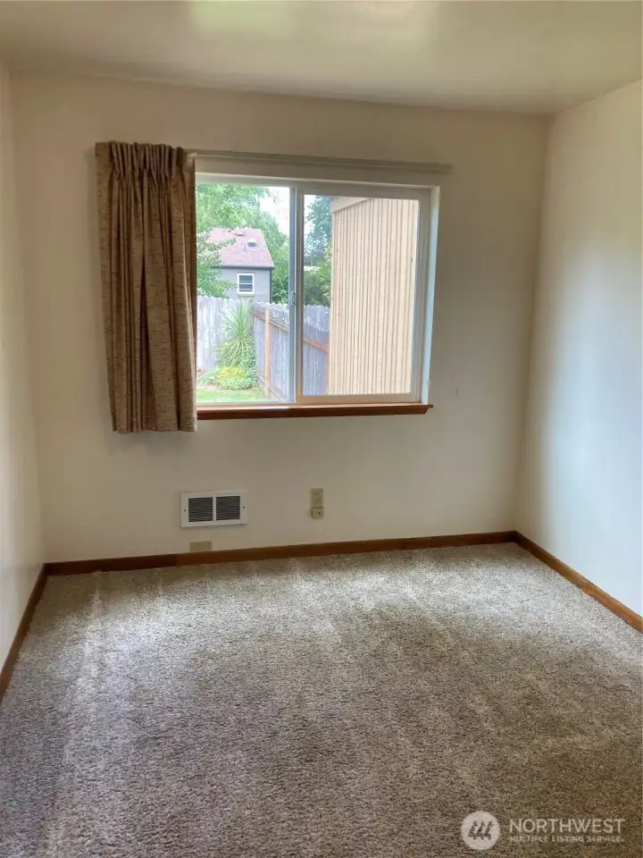 518 Vacant
