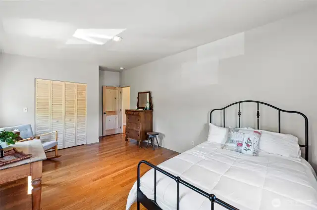 On the upper level there are 3 bedrooms - this one . . .