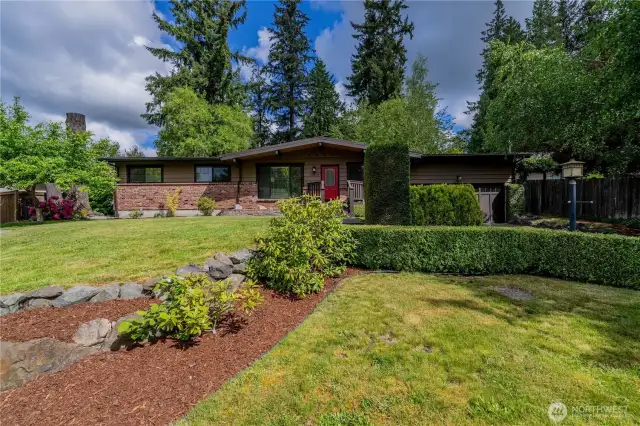 This property feels like a private park, with impeccably landscaped grounds.