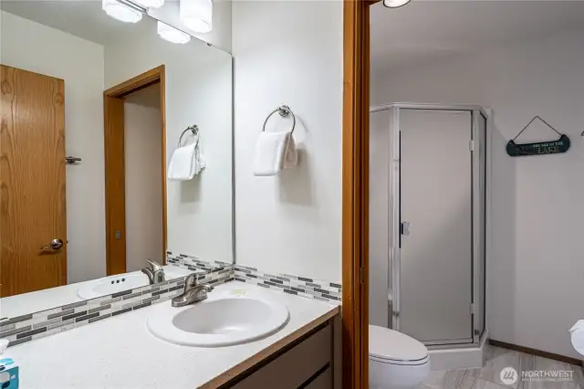 Second Bath in main unit with new paint