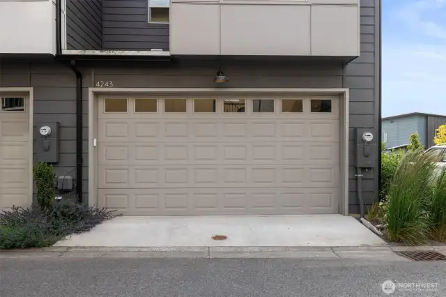 2 car garage with parking nearby!