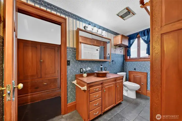 Upstairs Bathroom