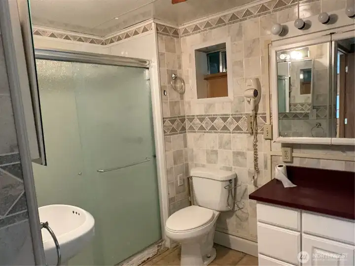 3/4 bathroom