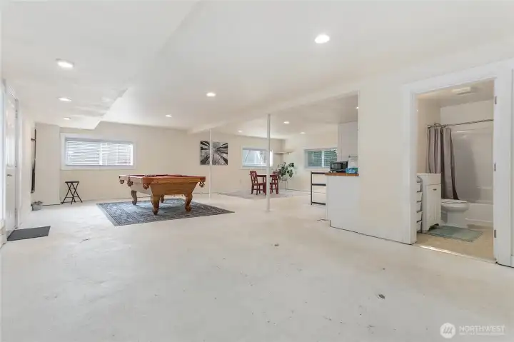 Just look at this space! This is the daylight basement apartment.