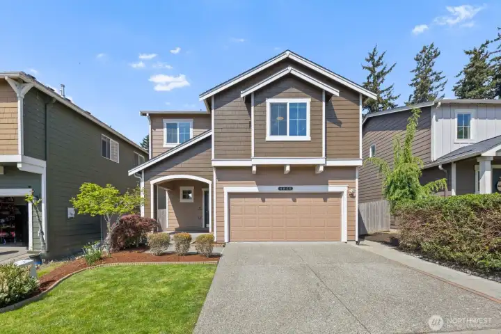 7 minutes away from Costco, Lowes, and Home Depot.
