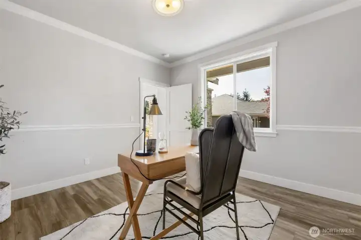 Main-level 2nd bedroom or multi-use room