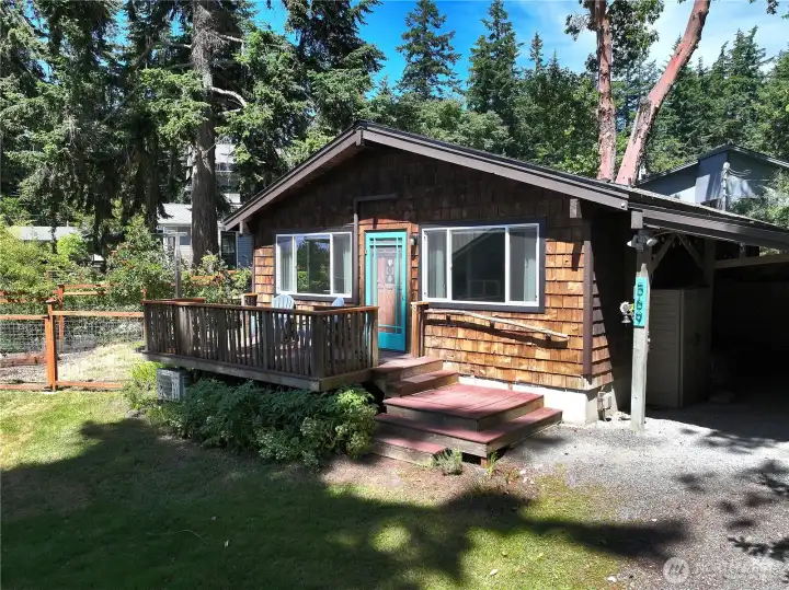 A wonderful place to enjoy island living.