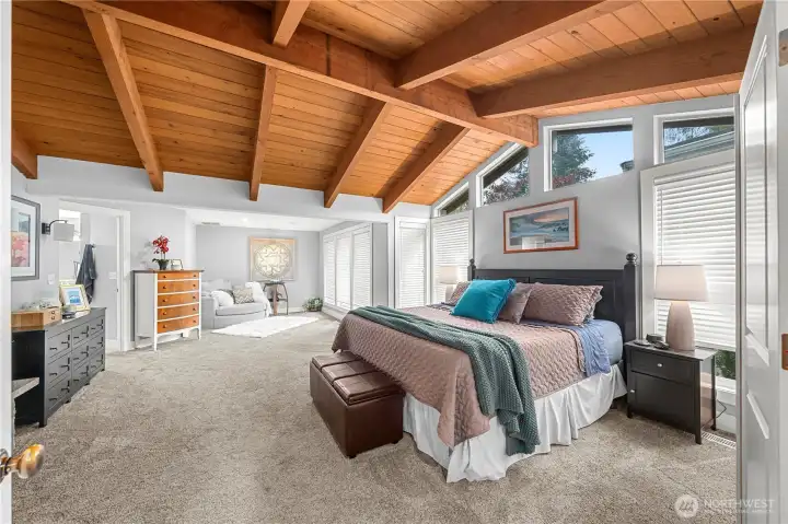 The primary ensuite....is truly a private sanctuary get away!!