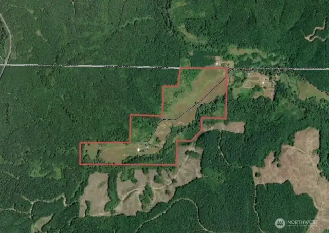 Property lines are approximate.