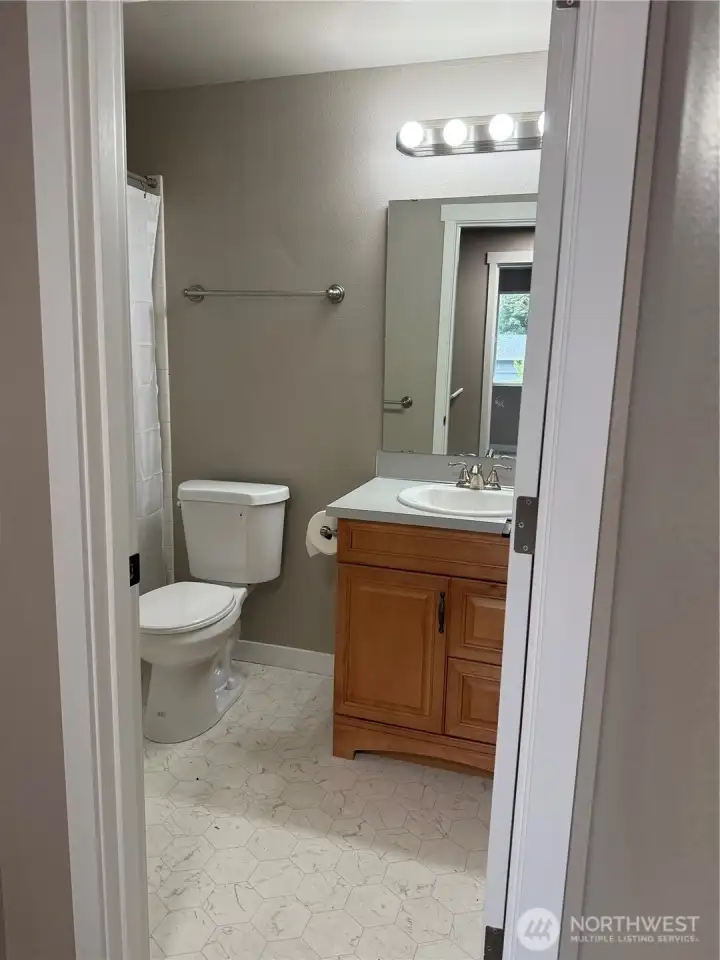 Main bathroom.