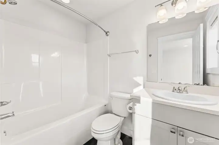 4th Bathroom