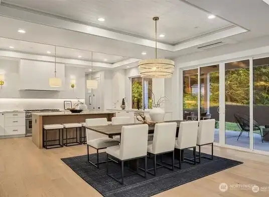 Photo of Previous Model For Reference (Not current build)