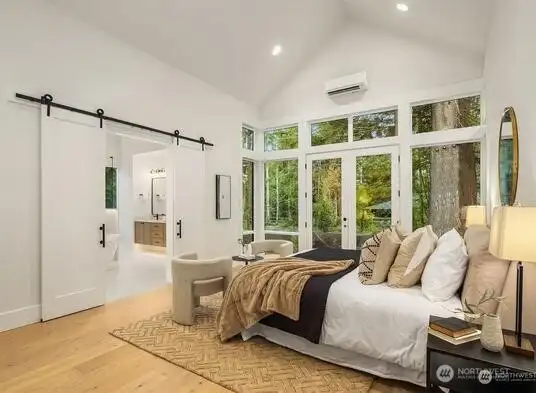 Photo of Previous Model For Reference (Not current build)