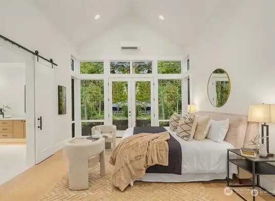 Photo of Previous Model For Reference (Not current build)