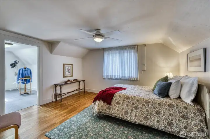 Additional bedroom up with hardwood floor, walk in closet and an large additional space...nursery/office additional closet space.