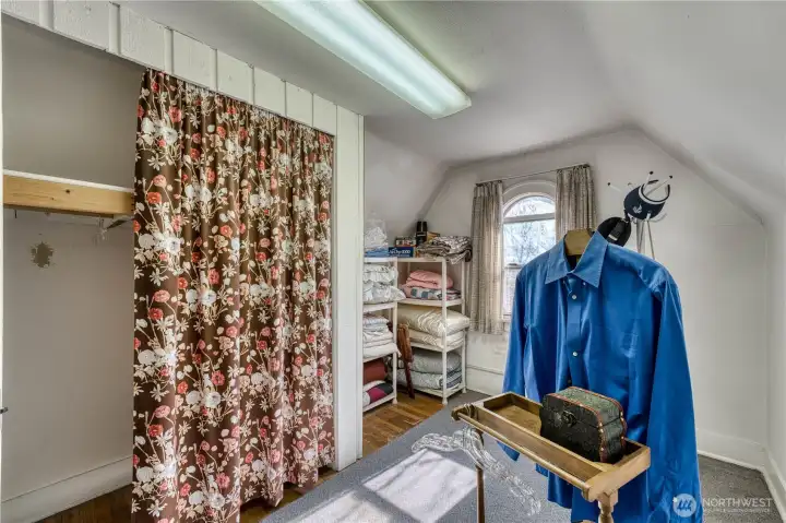 Additional room off upstairs bedroom...nursery, office, craft room or additional closet?  How will you use it?