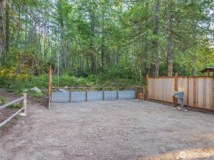 Acreage partially fenced