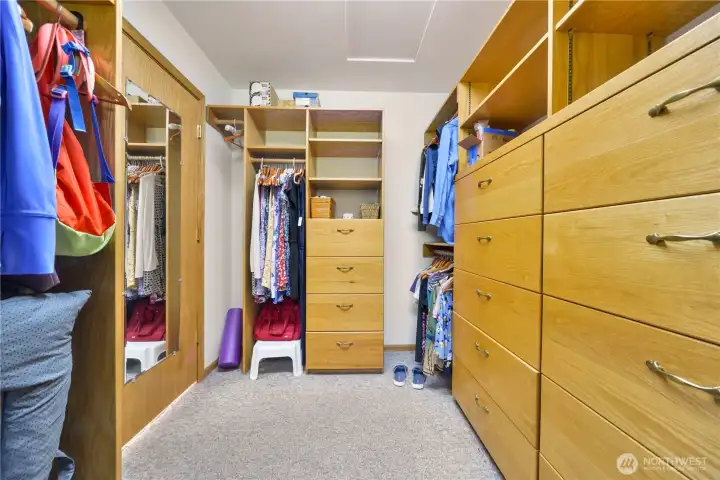 Primary bathroom walk-in closet.