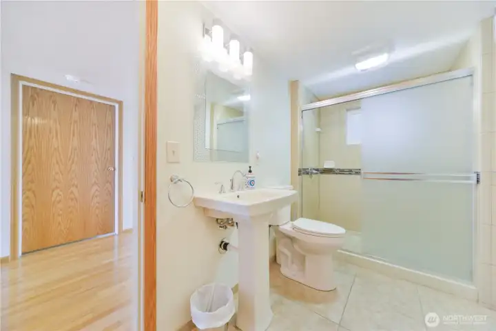 Second bathroom.