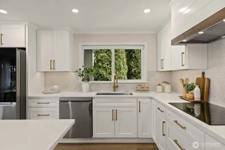 Main Kitchen-Upstairs
