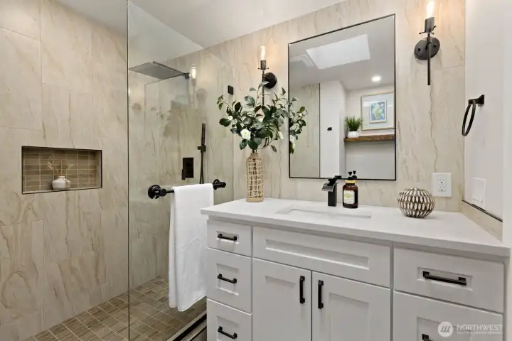 Primary Bath-Upstairs