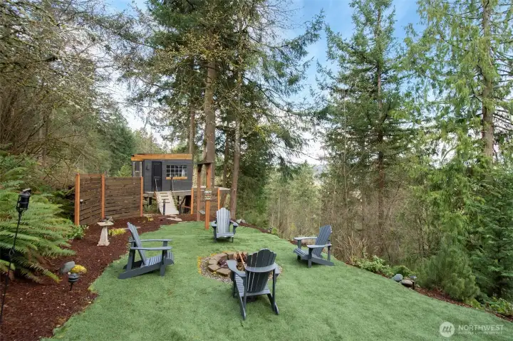 fire pit w turf