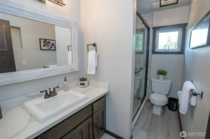 3rd floor bathroom