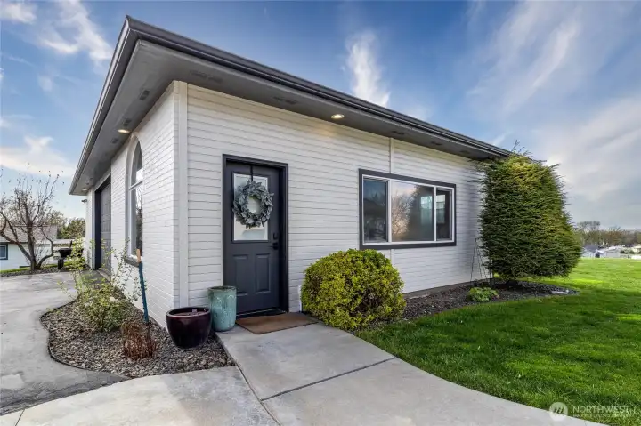 Guest house with bedroom, bath &  Garage/Shop