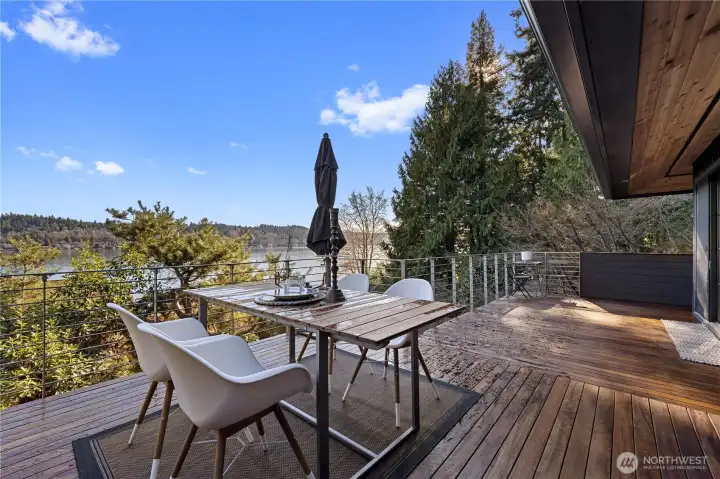 Dining alfresco with a view
