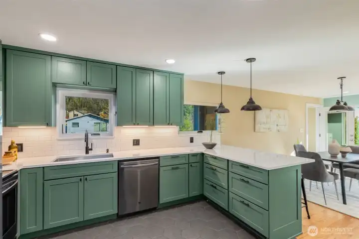 Brand new open-concept kitchen