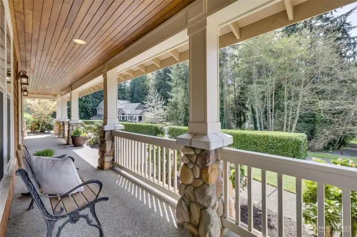 Tuscany is surrounded by a forested green belt with 4.1 miles of walking and equestrian trails. One of the entrances is just across the street.