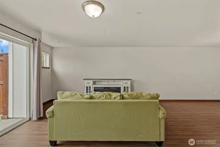 Living room furniture included. Living room furniture included.