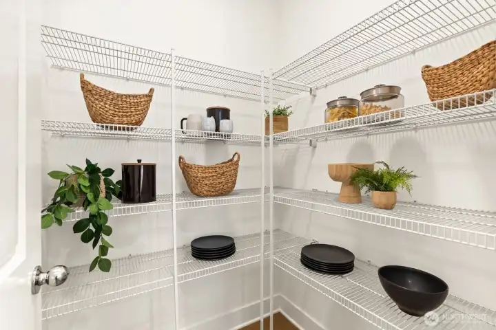 Walk in pantry Walk in pantry