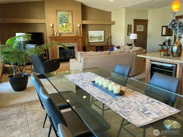 Open Concept Dining Area