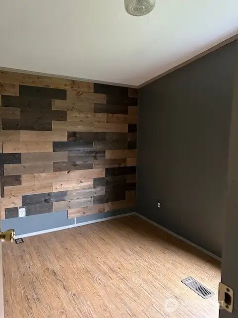 2nd room